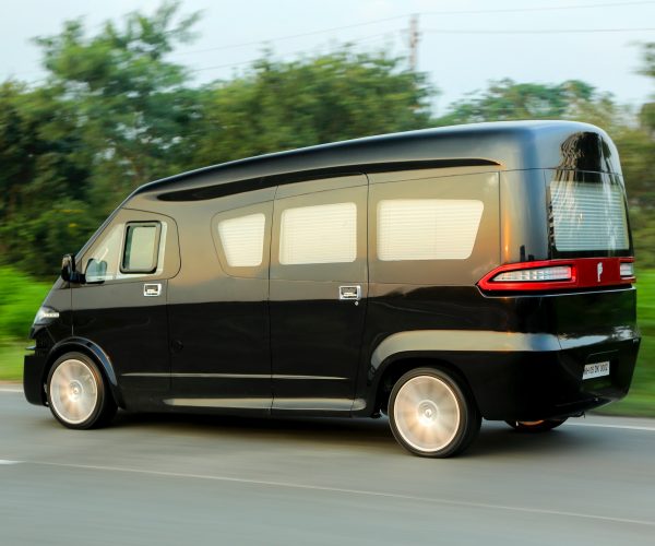 Tata Winger